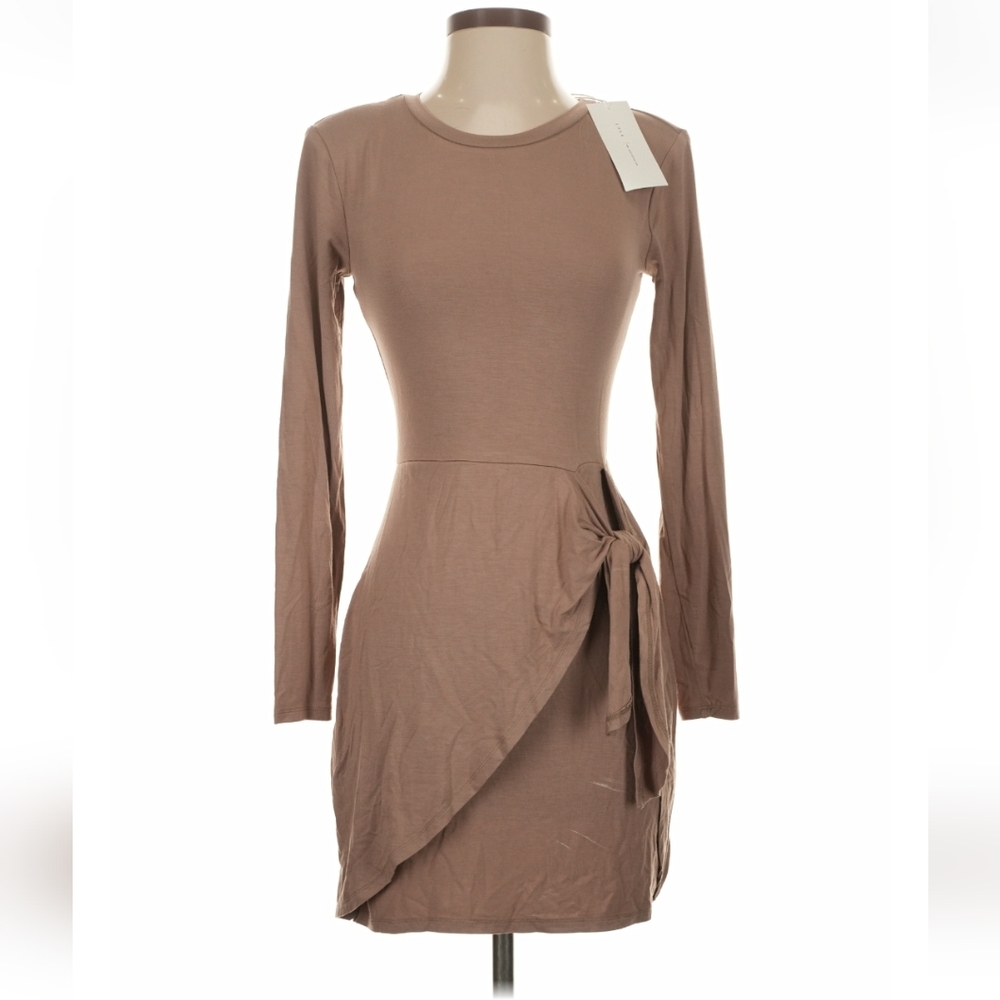NWT Lush Faux Wrap Tie Dress W/ Light Shoulder Padding Size L